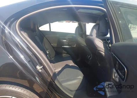 2024 Mercedes-Benz C 300 from USA, damaged, VIN W1KAF4HB0RR203436